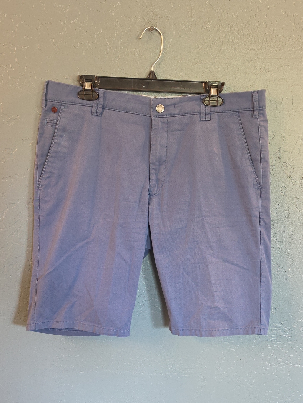 Men's Tailored Casual Shorts in Blue